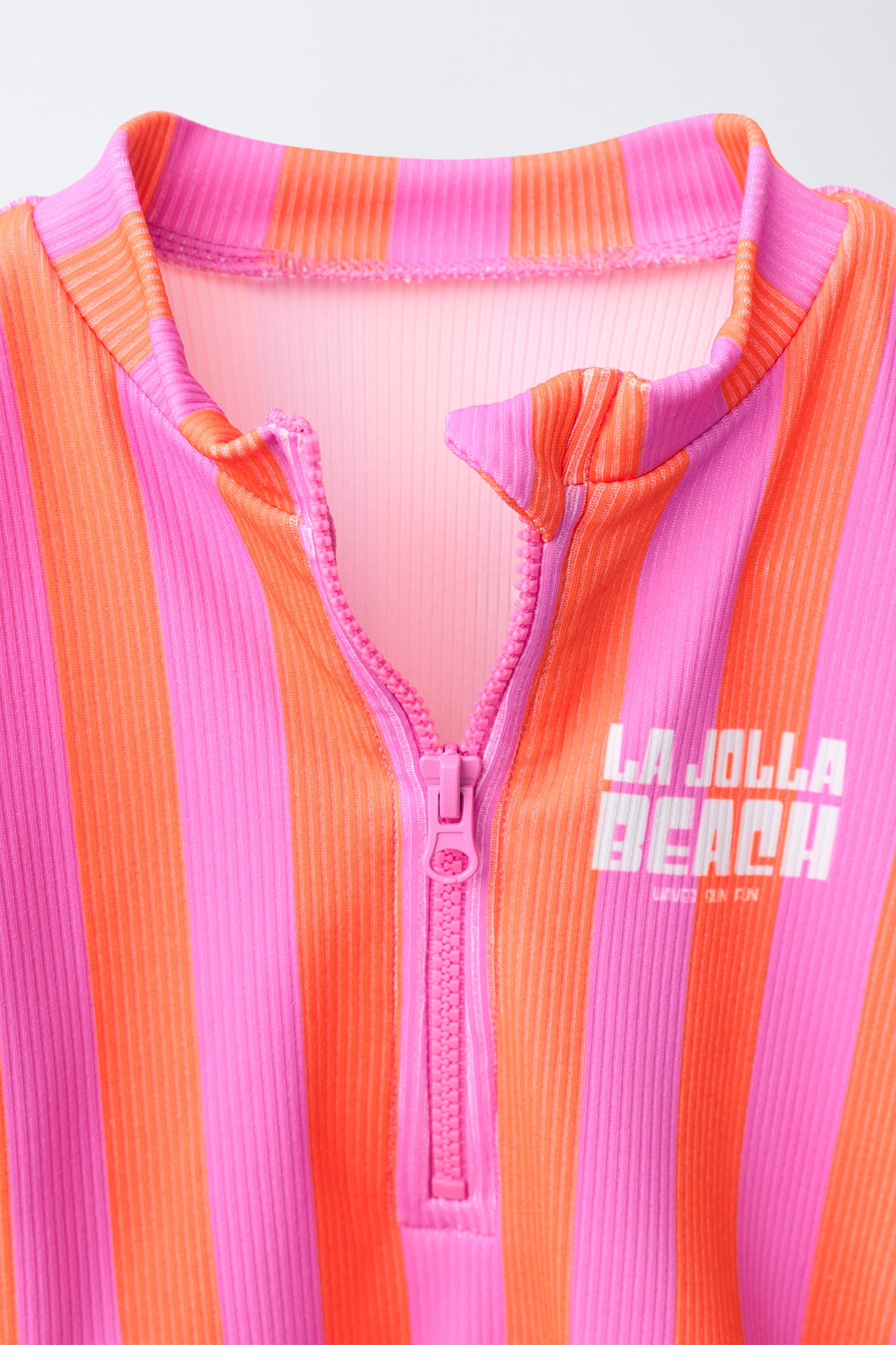 1-6 YEARS / STRIPED TEXT SWIMSUIT